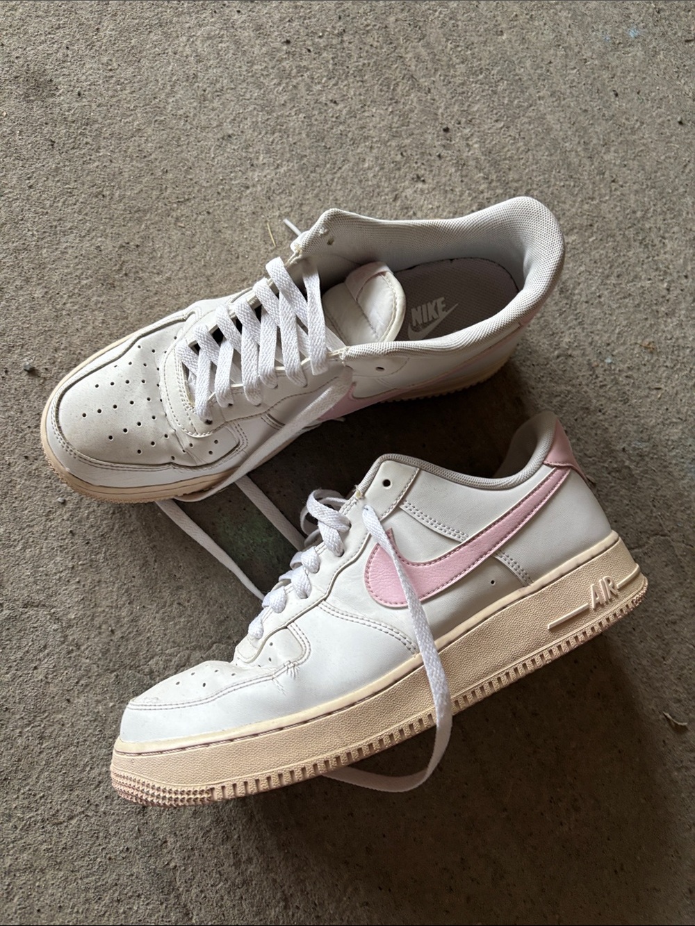 Nike  Air Force 1 Low - White with Light Pink Swoosh